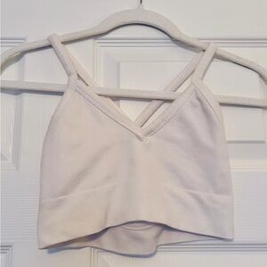 ALO Yoga Seamless Ribbed Low Back Sports Bra in Ivory